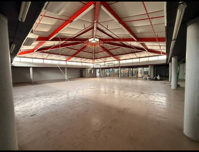 5,980M² BUSINESS CENTRE FOR SALE IN CONGELLA